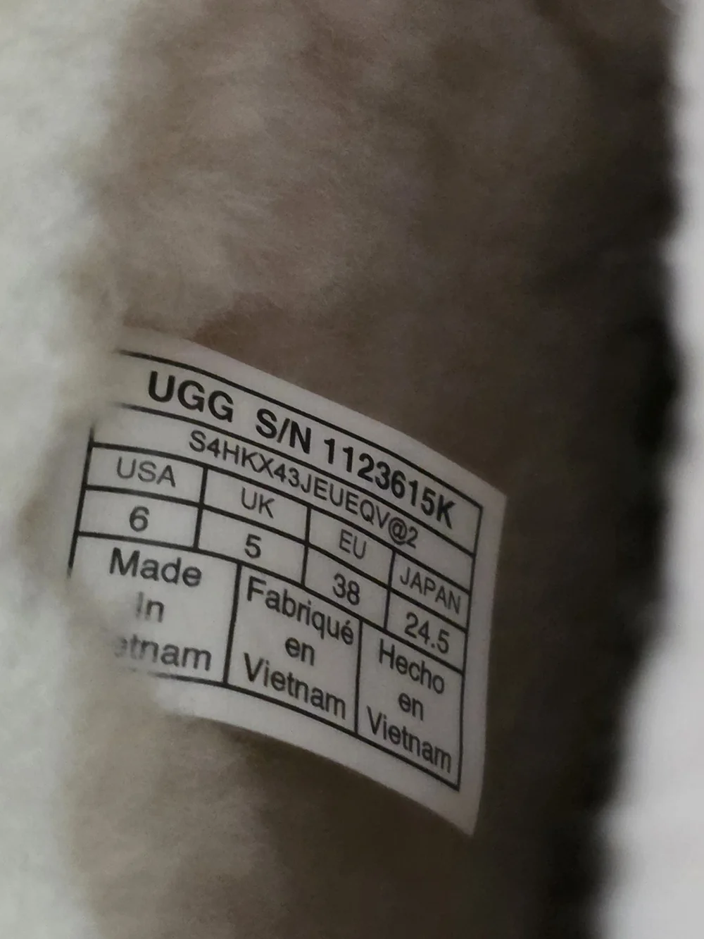 UGG Kids Classic II Spots boots in Chestnut Sparkle suede Size 6